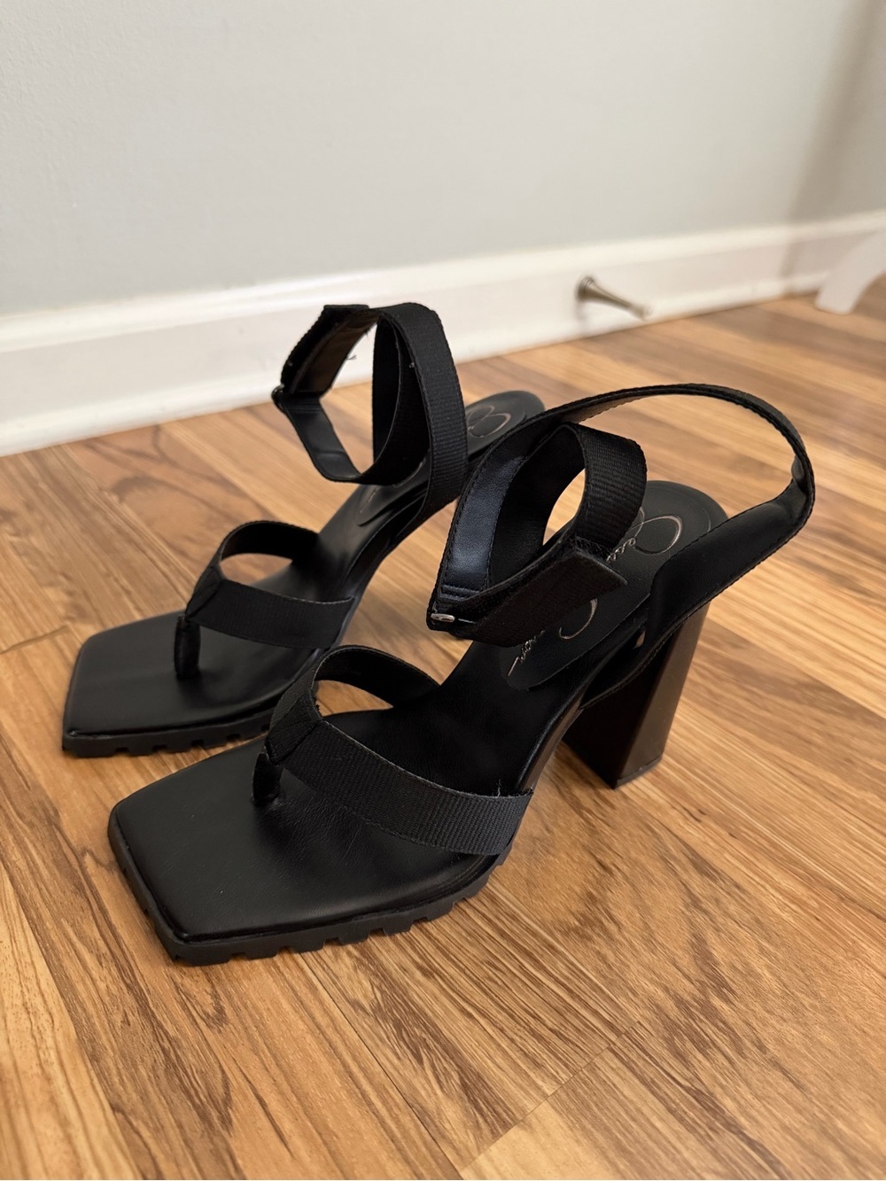 Jessica Simpson Kielne Women's Mixed Media Block Heel Sandals Black Size 6M
